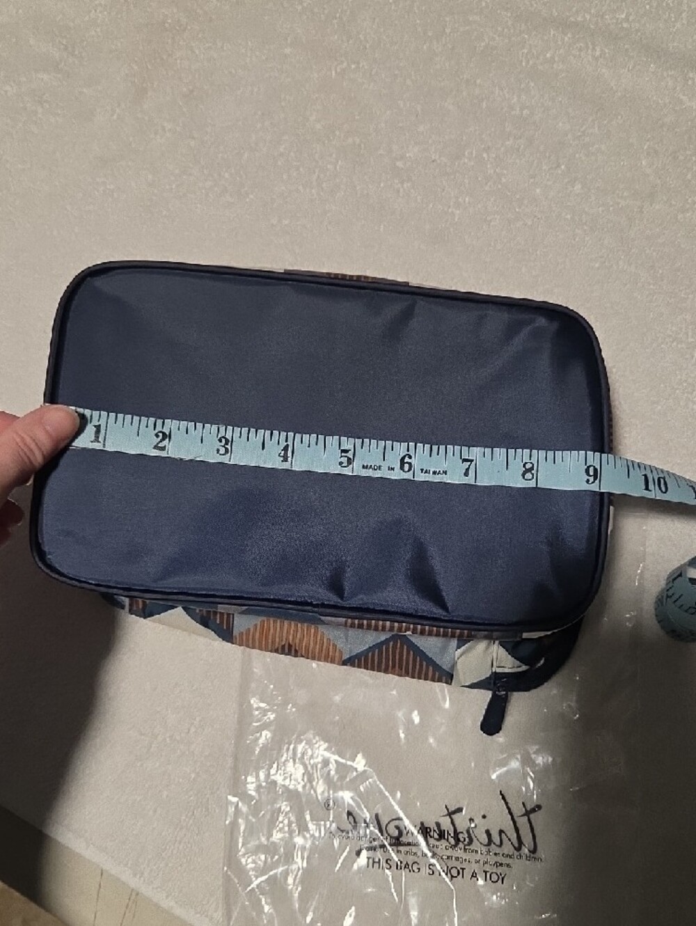 thirty-one Navy Zippered Glamour Case - Picture 7 of 7